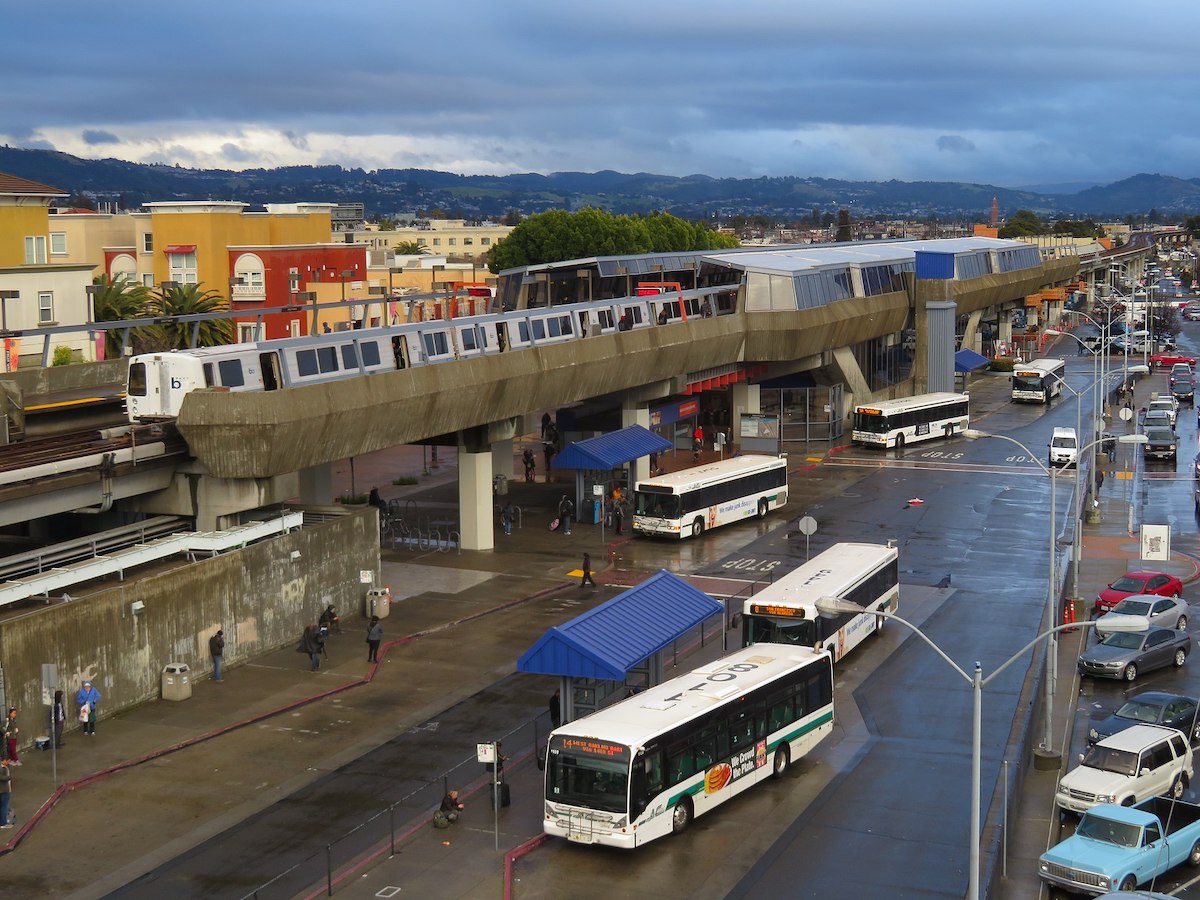 Fruitvale BART Station Streets & Transportation